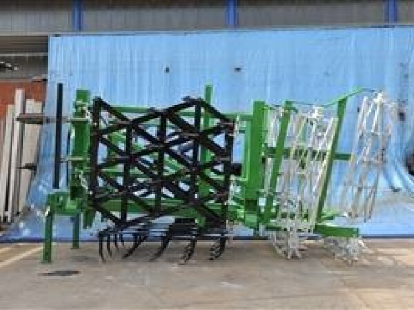 Laka drljača bez hidrauličnog podizanja krila, radni zahvat 3.30, pačja noga