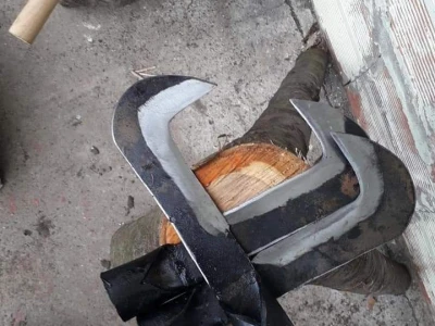 Asovi , budaci, motike , kosiri rucni rad Kovacka radionica