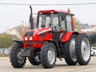 Ostvarite do 3.000€ popusta na BELARUS modele traktora!