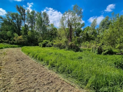 Bivša čarda 3100 m2 - Zmajevac (jedinstvena lokacija)
