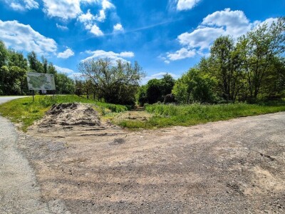 Bivša čarda 3100 m2 - Zmajevac (jedinstvena lokacija)