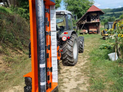 Bočni udarni malčer 210 (UMLB)