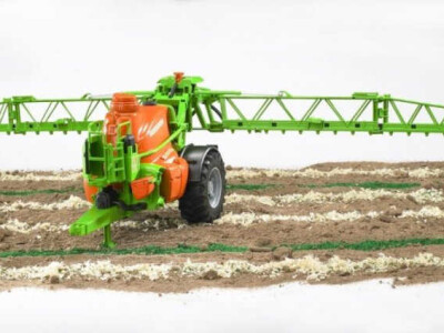 Bruder AMAZONE prskalica UX5200
