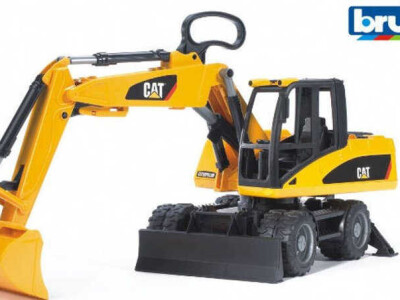 Bruder bager CAT excavator sa kotačima