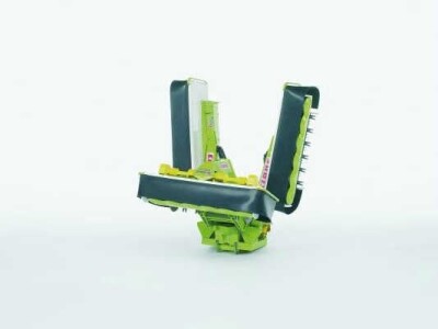 Bruder prednja kosilica Claas 8550 C Plus sa krilima