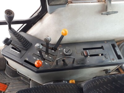 Case-international 5120 powershift