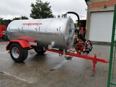 Cisterna 6000 L MAJEVICA M-6 Pocinčana