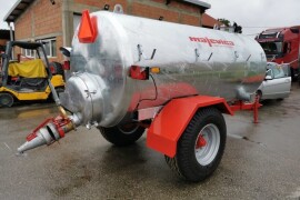 Cisterna 6000 L MAJEVICA M-6 Pocinčana