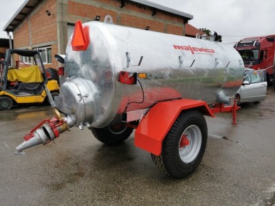 Cisterna 6000 L MAJEVICA M-6 Pocinčana