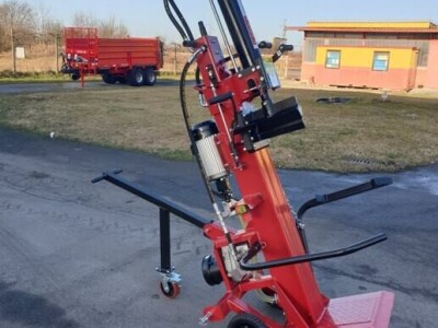 Cjepač za drva kardanski 25 tona