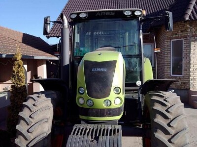 Claas Ares 567