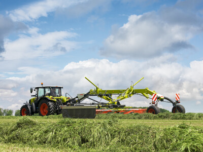 Claas Arion 450 - uštedi gotovo 5.000€ na paketu opreme!