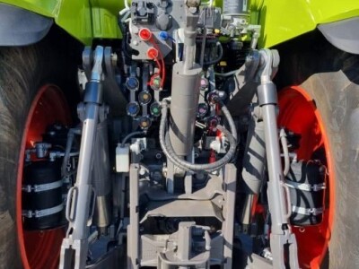 Claas Axion 830 CMATIC