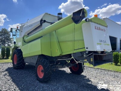 Claas Mega 350