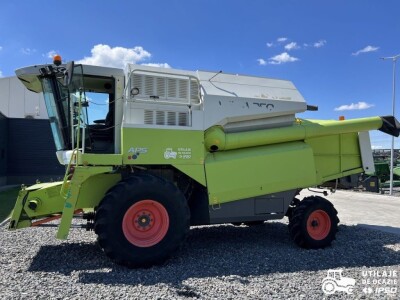 Claas Mega 350
