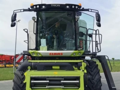 Claas Trion 650