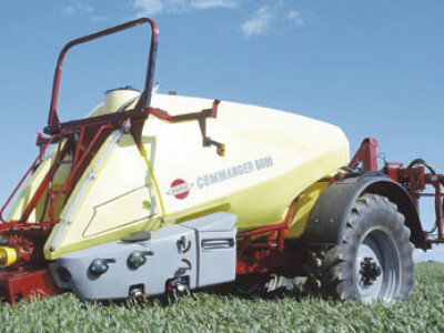 Hardi Commander vučena prskalica