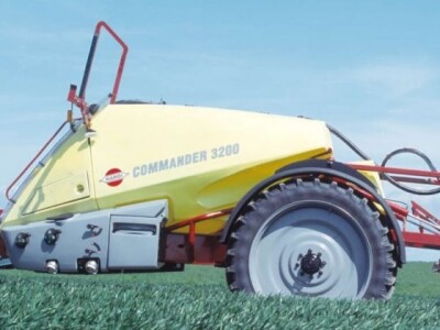 Hardi Commander vučena prskalica