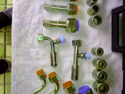 Delovi za klime za traktore i kombajne - isparivači hladnjaci ekspanzioni ventili filteri sušači...