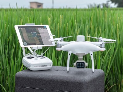 DJI P4 Multispectral - poljoprivredni dron za prikupljanje podataka sa biljaka