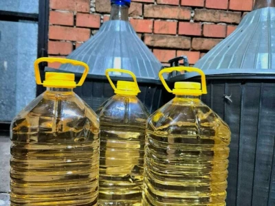 Domaca rakija sljivovica