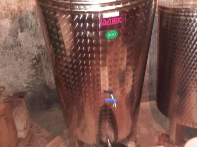 Domaće vino i rakija(LOZA)