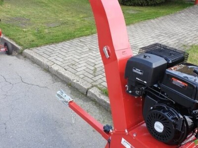 DROBILICA GRANJA AGM MOTORNA VUČENA 10cm/15ks