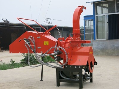 DROBILICA GRANJA, KARDANSKA - PROMJER USITNJAVANJA DO 20 cm NOVA, WC-8H