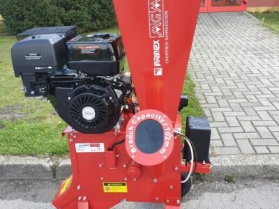 DROBILICA / SJECKALICA GRANJA AGM MOTORNA 7,6 i 10cm/15ks