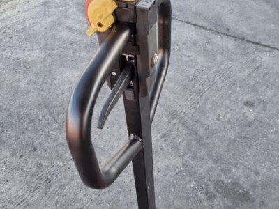 Električni paletar 1500kg / 2000 kg