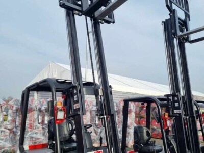 Električni viličari 2000 kg