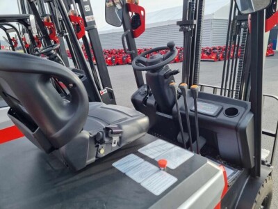 Električni viličari 2000 kg