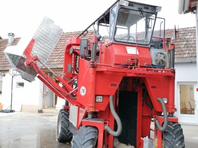 ERO SF190 Kombajn za berbu grožđe