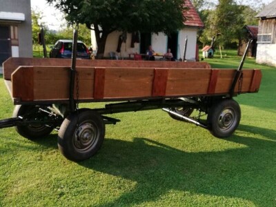 Gumenjak/prikolica za traktor