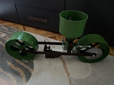 Hobby ručna sijačica za sitno sjeme R-4