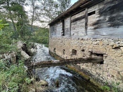 Imanje uz rijeku Koranu 19.667 m2 - Točak (Slunj)
