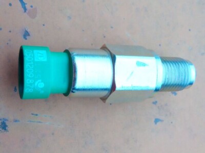 Senzor kvačila Deutz Fahr Agrotron