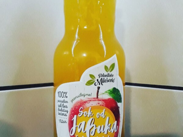 Ceđeni Sok od Jabuke