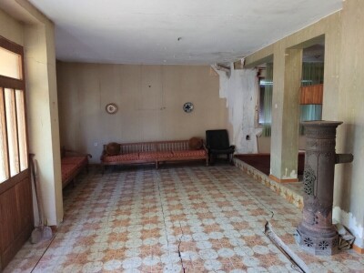 Kuca i plac u Strmovu