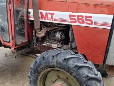 Traktor IMT 565DV