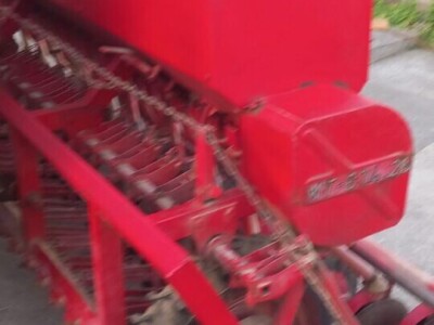 IMT-634 mehanička ŽITNA SIJAČICA, 23 reda, zahvat 3m