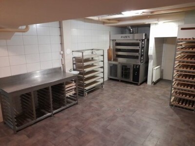 Izdajem opremljen lokal, pekara, proizvodnja kolača, kuvanih jela
