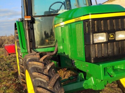 John deere 6010
