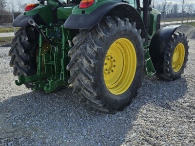 John Deere 6920