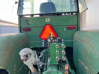 John Deere 8430 Luna