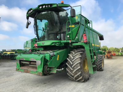 John Deere T560 4×4
