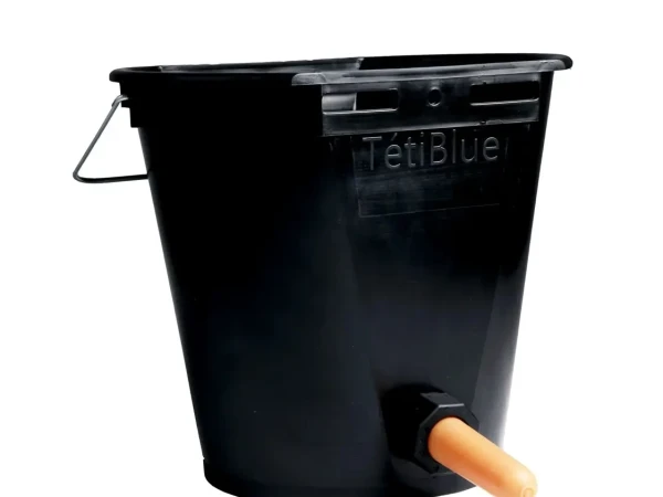 Kofa za napajanje teladi 8L Tetiblue