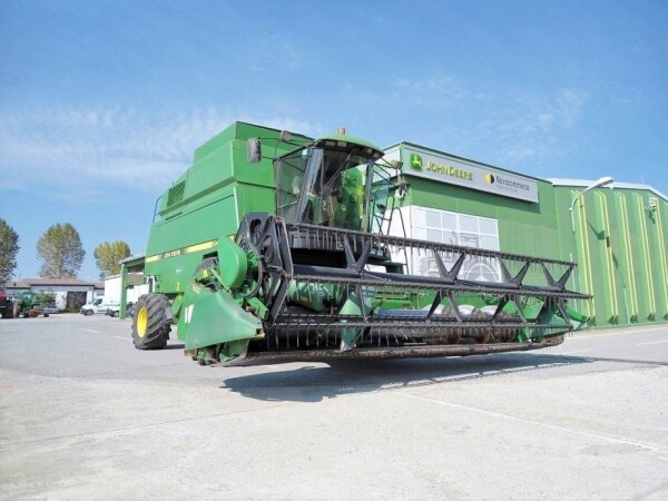 Kombajn John Deere 2058