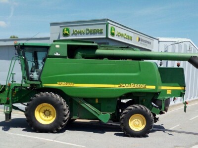 Kombajn John Deere 9780 CTS + Žitni heder John Deere 622R 6,7m