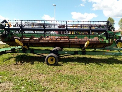 Kombajn John Deere 9780 CTS + Žitni heder John Deere 622R 6,7m